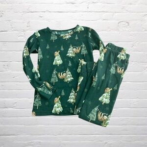 New Clothing //Christmas Forest Green Kids Pajama Set with Sloth and Tree Design